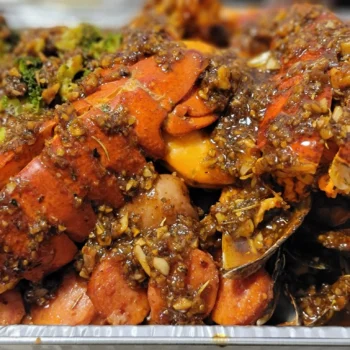 Mussels , Shrimp And Lobster